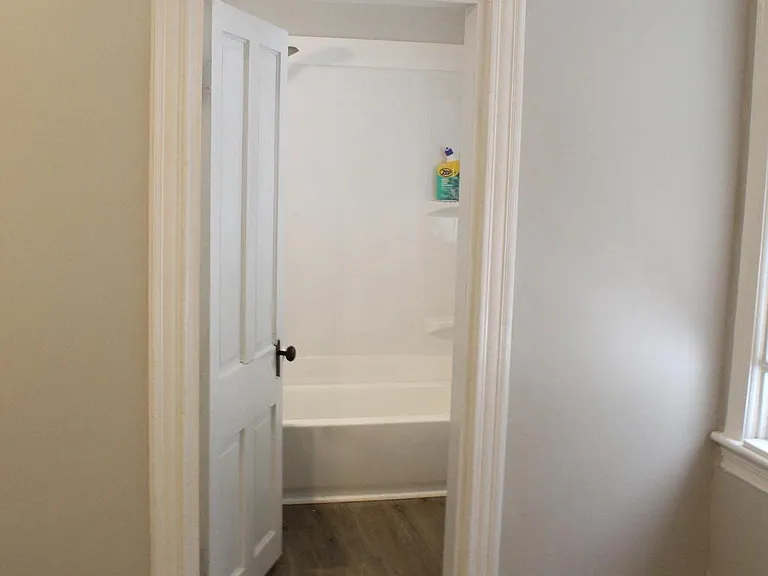134 E Washington St #1 — Photo 7