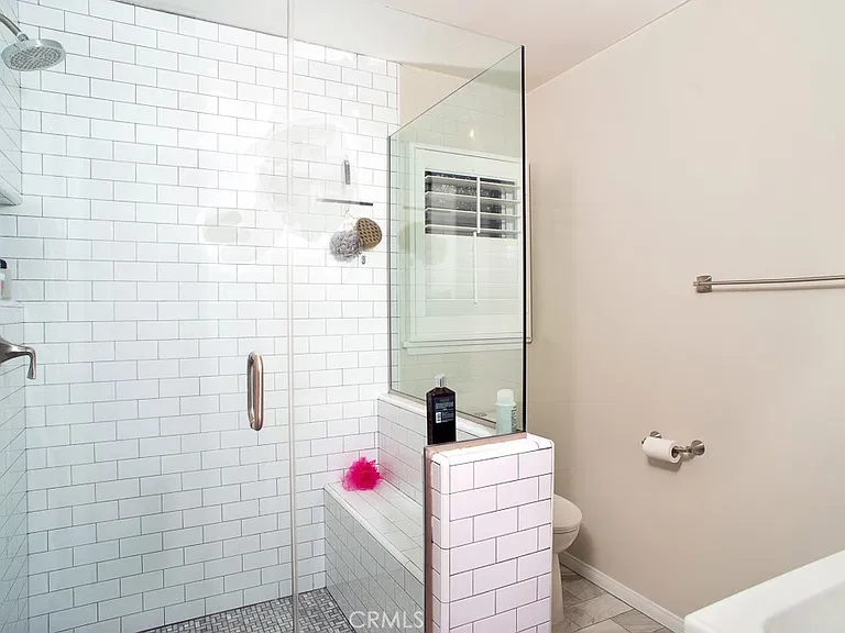 6458 Hanna Ave — Photo 8