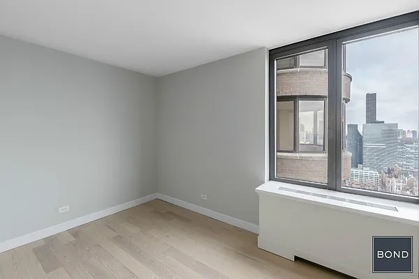 Rented by Bond New York | media 22