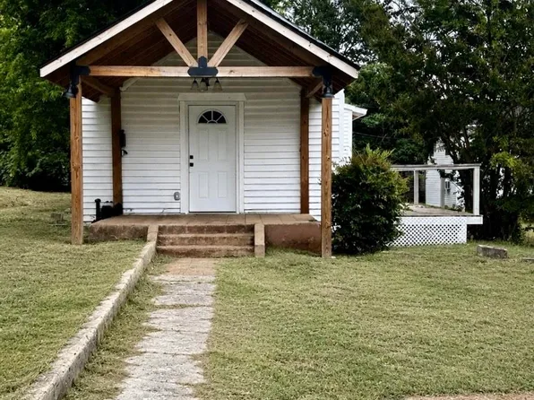 416 Little Rock Ave, Sheffield, AL 35660