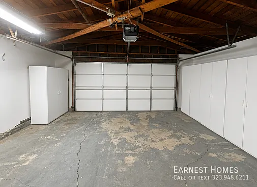 17155 Donmetz St — Photo 24