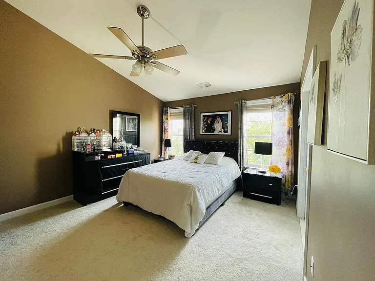 6204 Lawson Dr — Photo 7