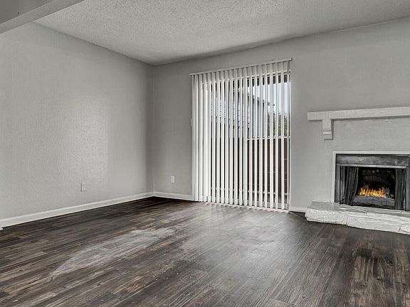 4th image of 6109 Bay Island Dr #32ecb36c7