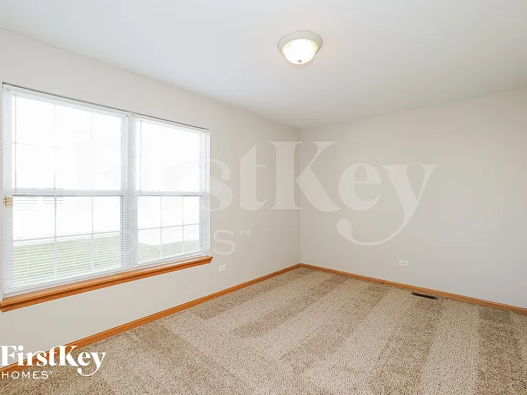 16460 Kingsbrook Dr — Photo 10