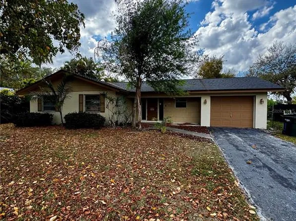 6346 Saint Andrews Cir S, Fort Myers, FL 33919