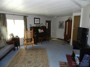 19649 SW Gunwood Ln, Bend, OR 97702