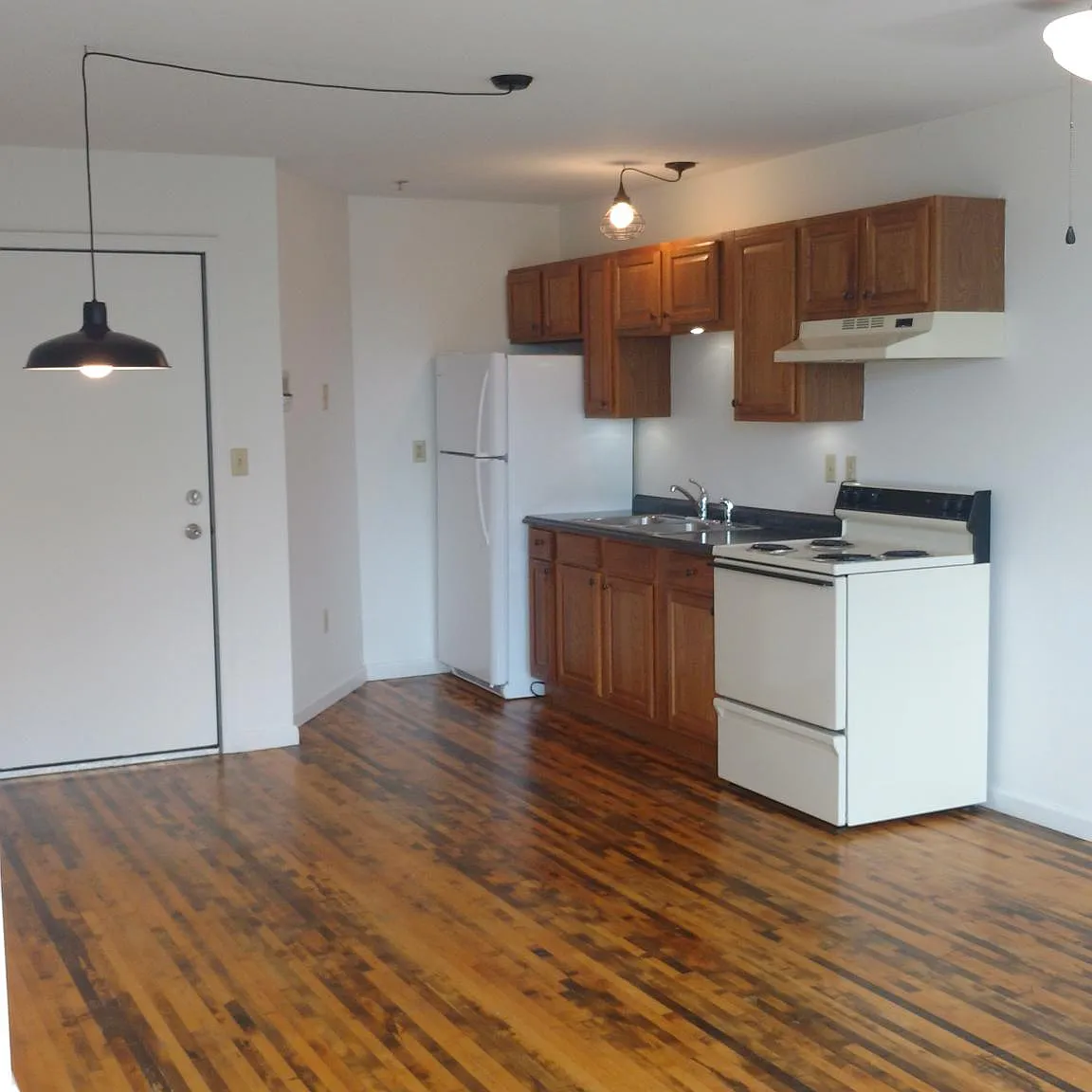 1 bed, $525 — Photo 2
