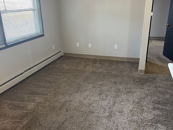 3rd image of 4221 SE 13th St APT 20