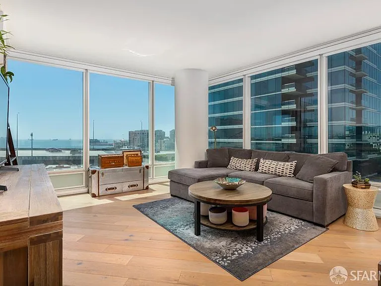 401 Harrison St #8G-L — Photo 2