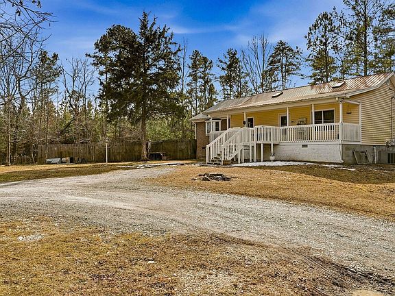 3rd image of 260 Lick Creek Drive