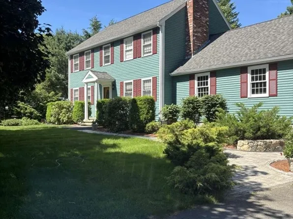 2 Lafayette Dr, Marlborough, MA 01752