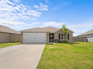 504 Woodcreek Loop, Lowell, AR 72745