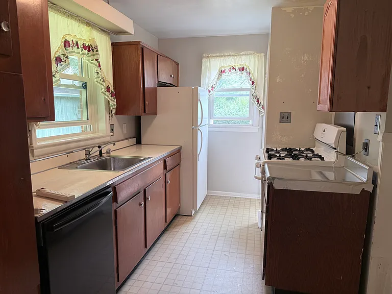503 Gibson Dr SW — Photo 17