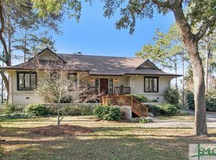 8 Commodore Ct, Savannah, GA 31410