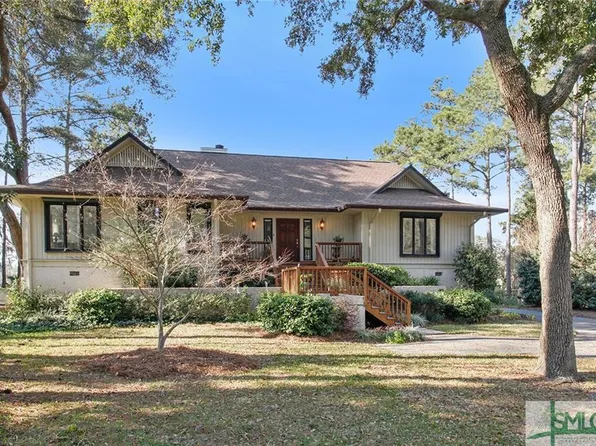 8 Commodore Ct, Savannah, GA 31410