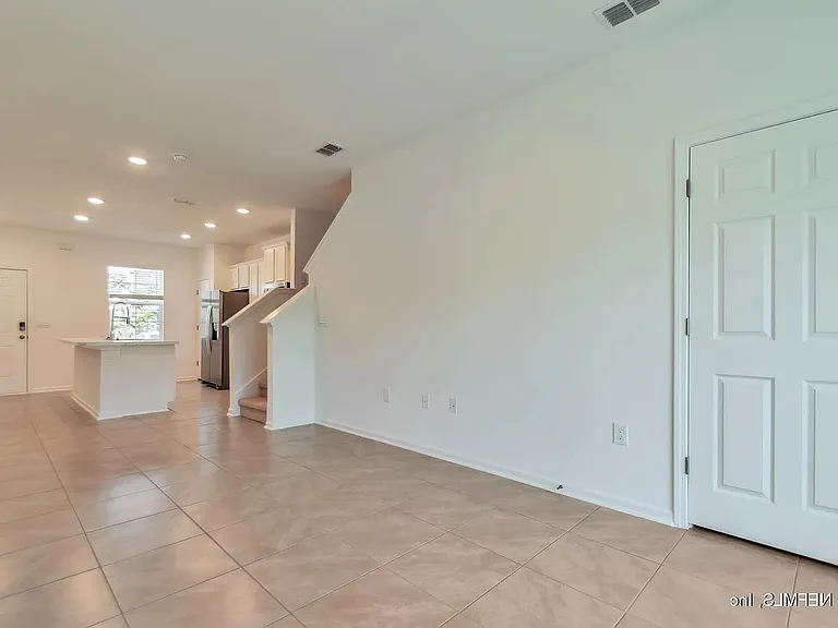 8341 Asteroid St #8341 — Photo 7