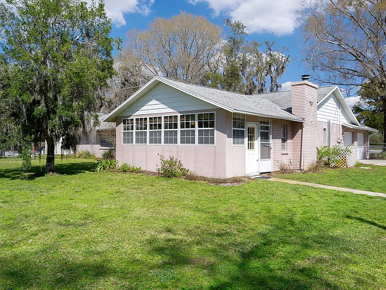 Rear exterior of Florida room