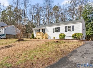 9516 Heather Rdg, North Chesterfield, VA 23237