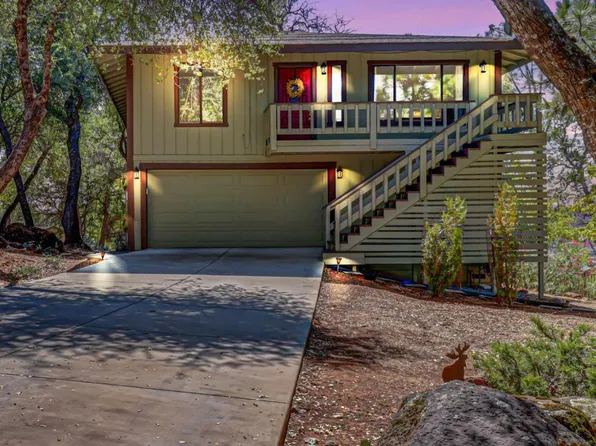 12079 Waxwing Ct, Penn Valley, CA 95946