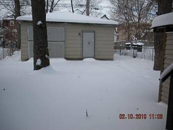 2nd image of 10722 S State St