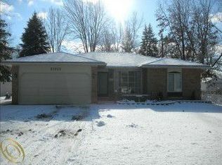 COWAN Rr 33955, Westland, MI 48185