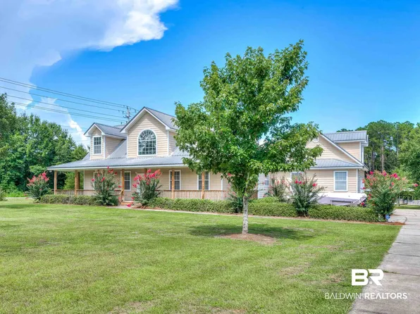 9492 Hammock Rd, Elberta, AL 36530
