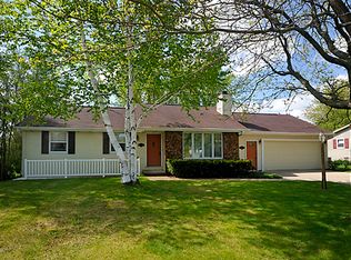 2845 Lavender Ln, Green Bay, WI 54313