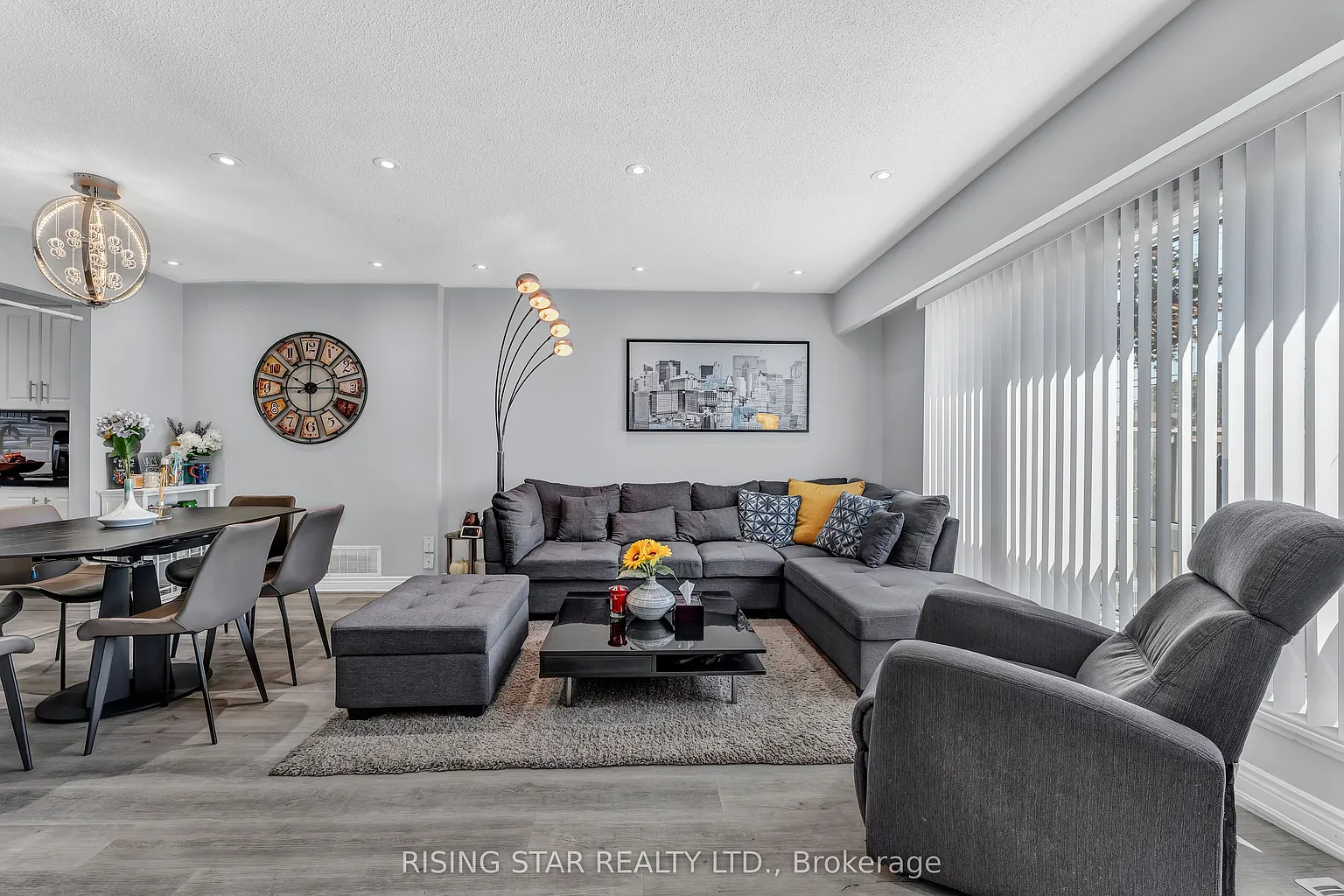 7440 Goreway Dr Unit 2 photo 1