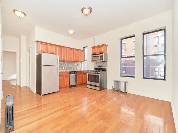 502 West 139th Street image 1 of 7