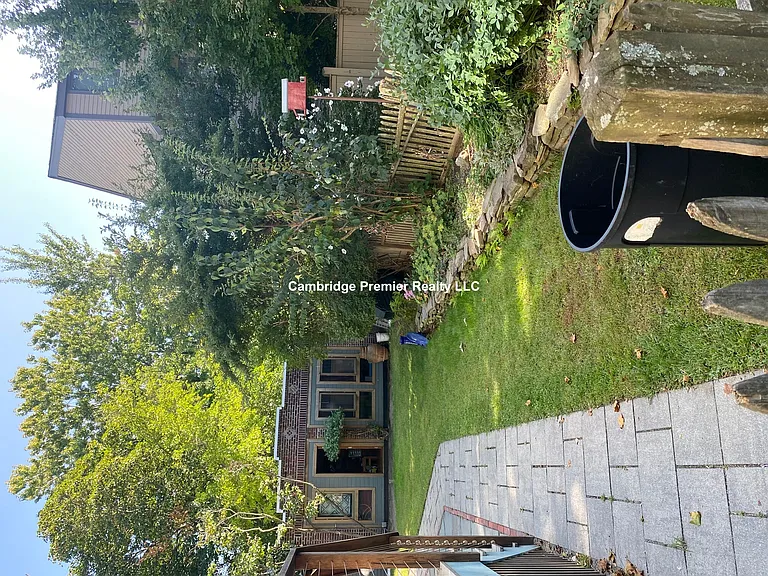 Milton St — Photo 17