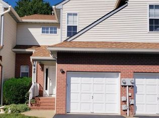 96 Drew Ct, Manalapan, NJ