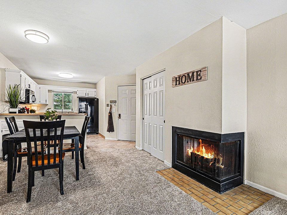 1st image of 3392 Devonwood Hls NE APT F