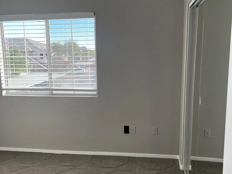 300 Amber Pine St #207 — Photo 30