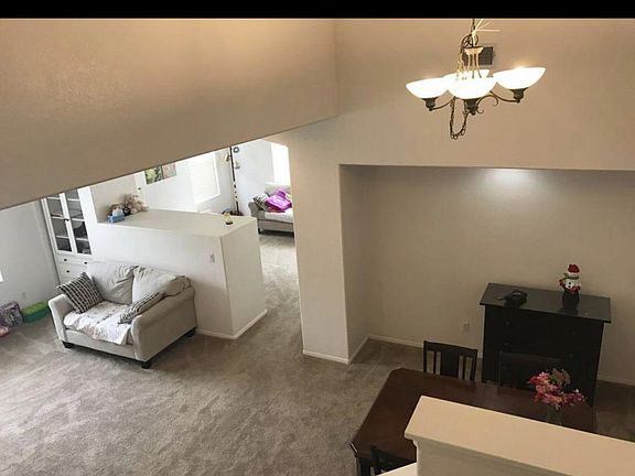 3rd image of 16985 Abundante St