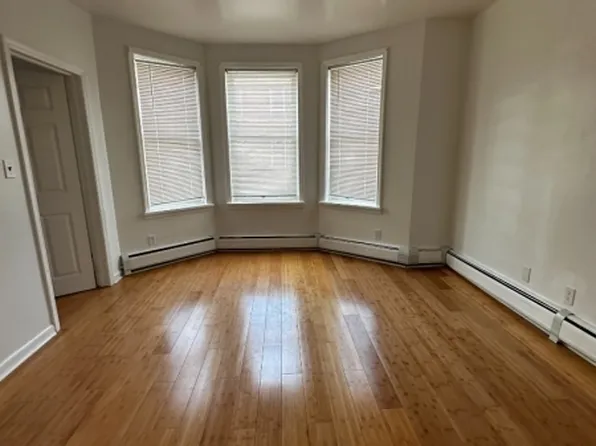 193 Armstrong Ave, Jersey City, NJ 07305