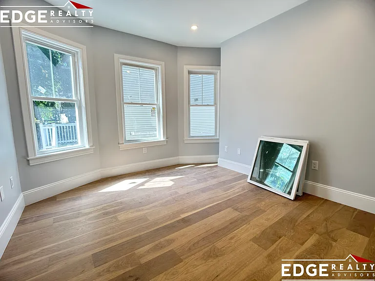 51 Fairbanks St #1 — Photo 7
