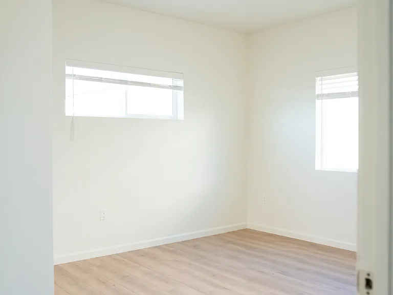 5259 Lexington Ave #3 — Photo 14