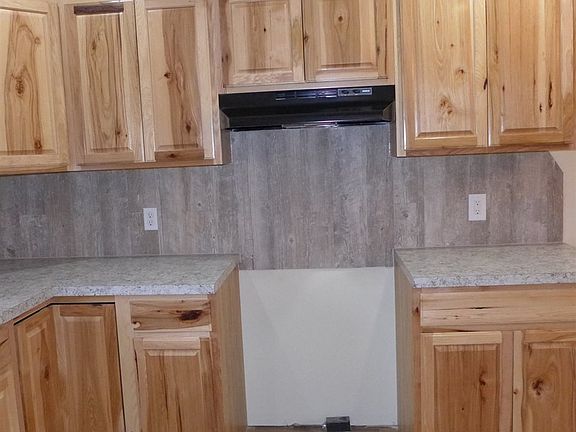 4th image of 23 Saratoga Ave