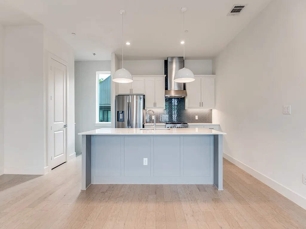 2 bed, 1475 sqft, $2,900 — Photo 4