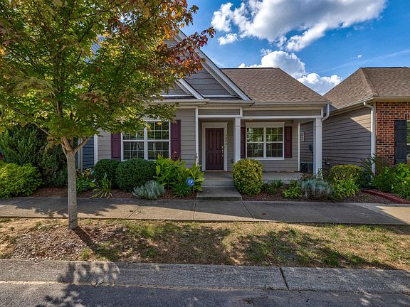 2nd image of 3023 Bienville Dr