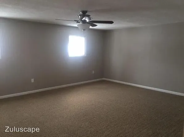 5 Edwards Ct, Beech Grove, IN 46107