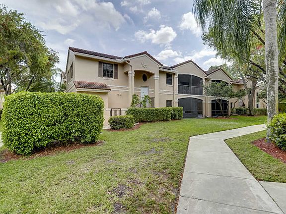 2nd image of 402 SW 158th Ter APT 204