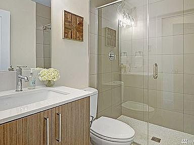 1st image of 503 NE 72nd St
