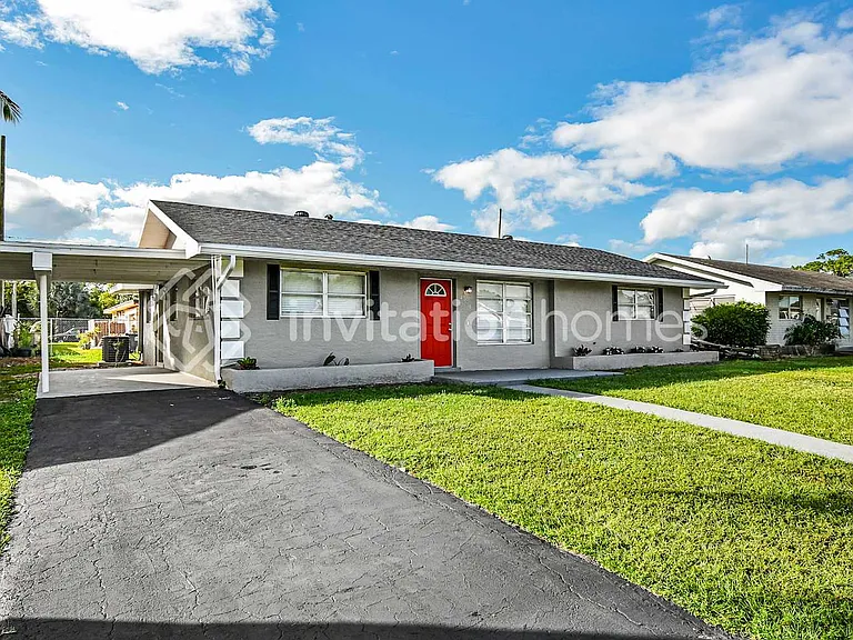 4806 Pine Knott Ln — Photo 1