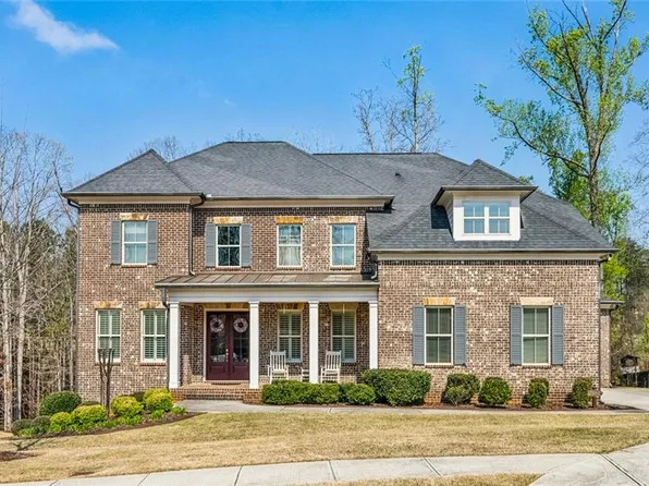 1284 Nash Springs Cir, Lilburn, GA 30047