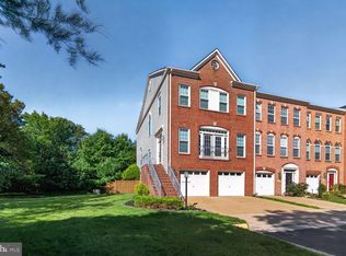 13642 Flying Squirrel Dr, Herndon, VA 20171