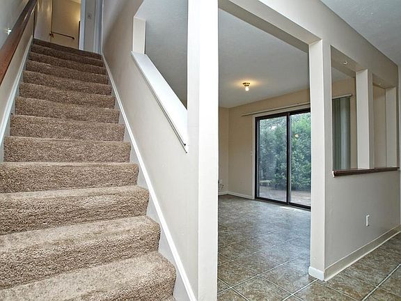 2nd image of 9681 Abbeyshire Way Unit 9681