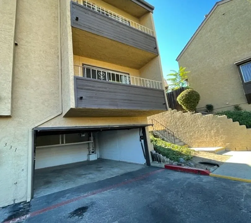 331 Stone Edge Ct