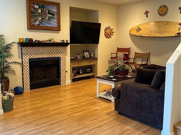 2nd image of 25438 Parkwood Ln