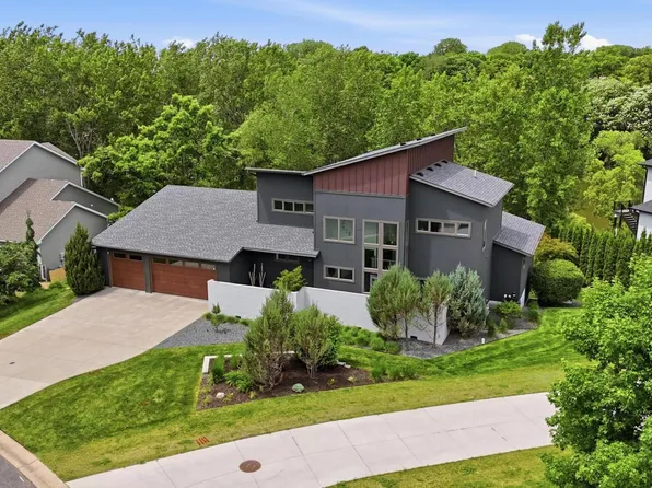 2229 Wall St, Eagan, MN 55122